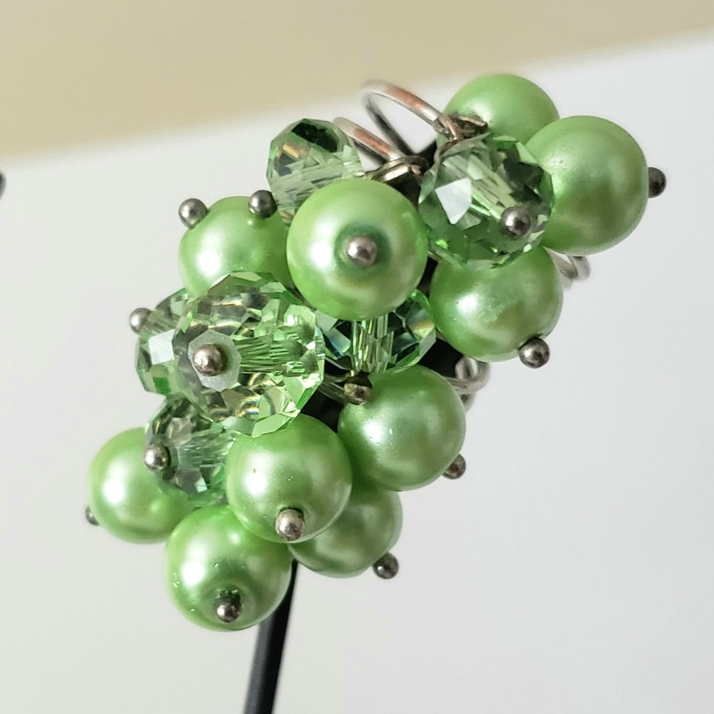 ⭐5/$25 Fun Funky  Lime Green Peridot August Beaded Bauble Ring - Picture 9 of 13
